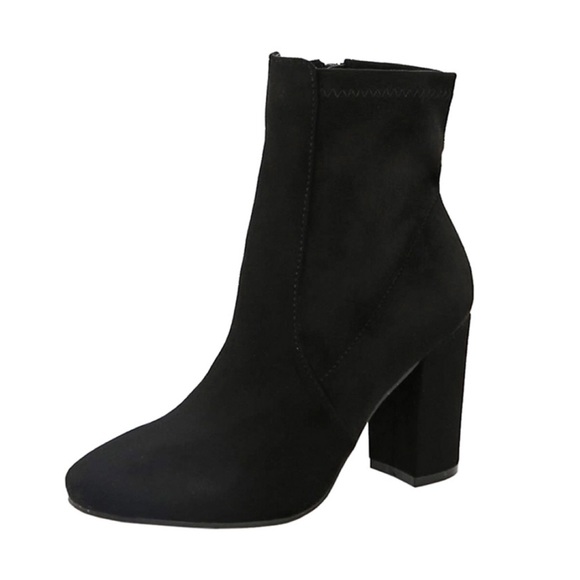 NEW Nessa Booties- in Black - Picture 2 of 5